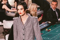 Chanel Couture AW15 casino 14