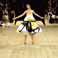 landscape_1423663058-3_spray_painted_dress_no_13_s