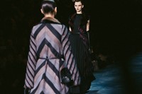 Marc Jacobs AW15 Dazed Womenswear runway geometric 22