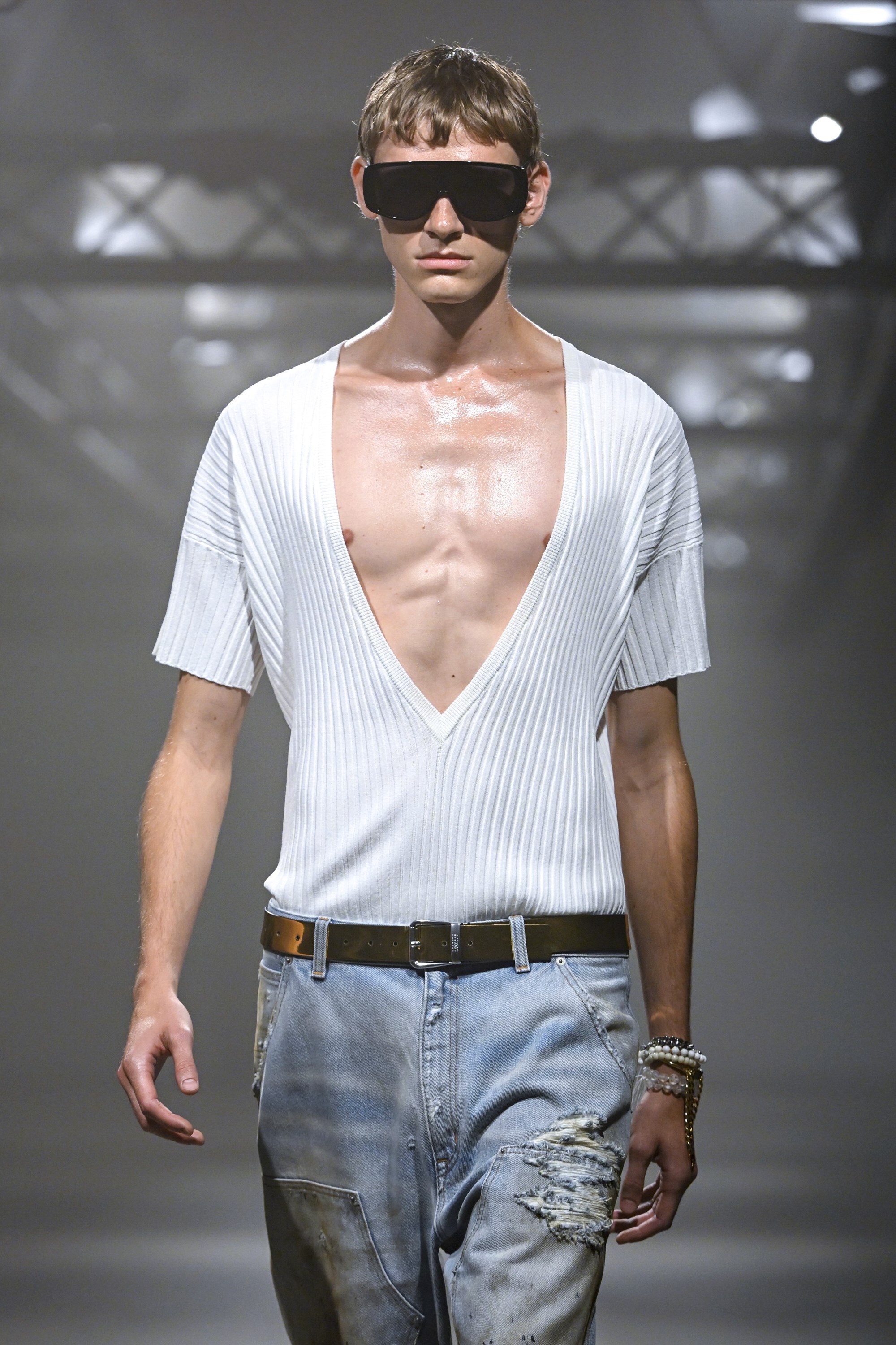 ショートブーツ・ブーティ MM6 Maison Margiela FW25 (S59WU0260 P5000T2353) MM6 Maison Margiela Fall/Winter 2025 Collection | Hypebeast