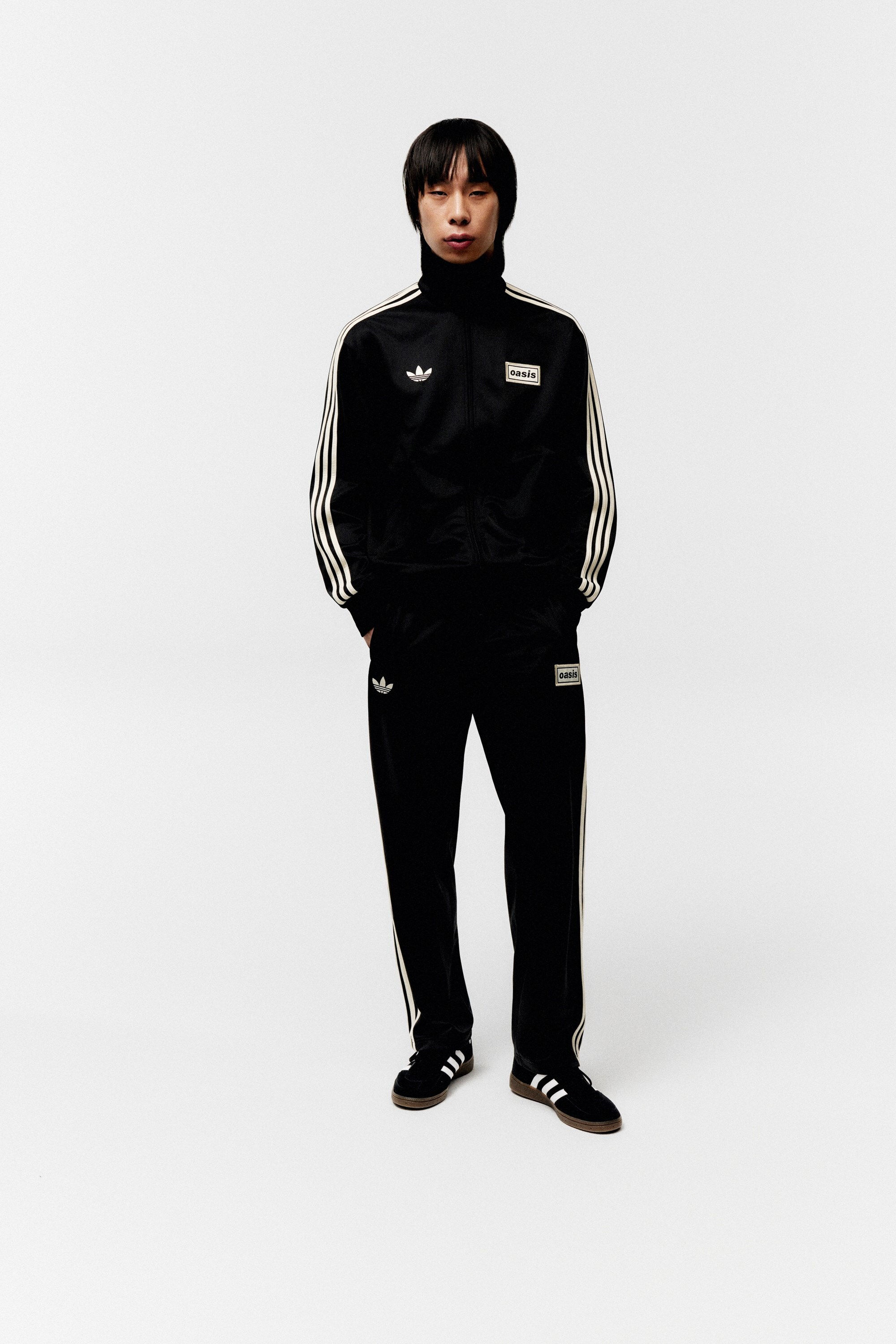 ウォーキング・ランニングウェア Adidas oasis Live'25 TRACK PANTS adidas Originals x Oasis Live '25 apparel collection | Dazed