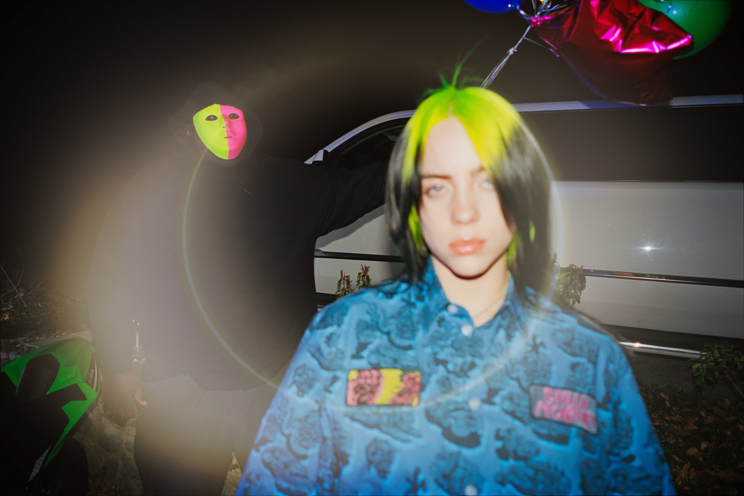 Billie Eilish's Role In The Rise Of Logos Fashion Trend – Daily Design News