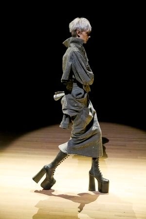 Marc Jacobs SS23 runway New York show 0