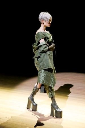 Marc Jacobs SS23 runway New York show 2