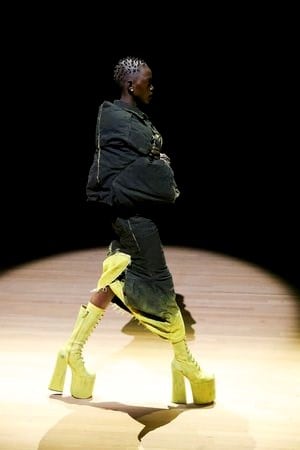 Marc Jacobs SS23 runway New York show 12