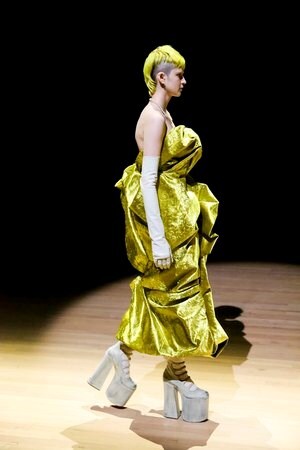 Marc Jacobs SS23 runway New York show 23