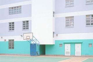 court8