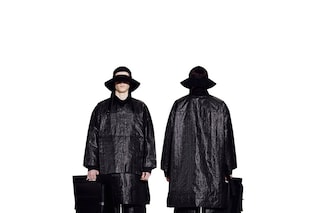 01_plastic_black_flat_