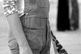 &#169; Frazer Ashford 1973 03