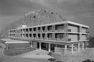 1/ Xenia Hotel Nafplio , 1961. Photographic archiv