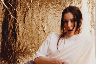 DC291_COV5_M5_Oklou_Lengua_IsabelleSayer_06