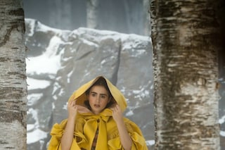 Eiko Ishioka Mirror Mirror yellow cape
