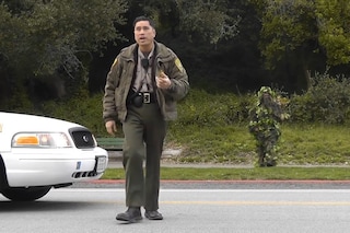 sean spicer in the bushes