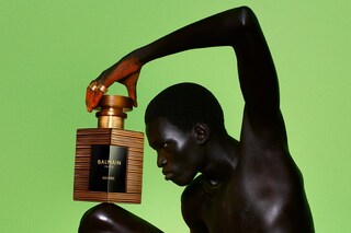 FA24_BL_UL_HERO_BRONZE_MODEL _1080x1350