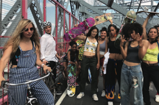 Betty T.V show crew, Williamburg Bridge