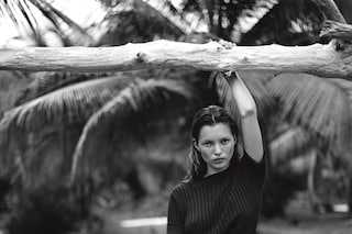 Kate-Moss-Dazed-Confused-by-Juergen-Teller