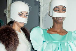 Masks on the AW26 runway