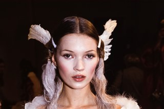 Kate Moss beauty looks