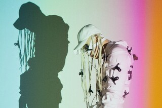 G-Dragon&#39;s PeaceMinusOne Paris Launch