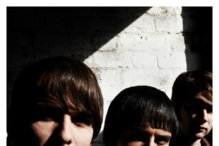 Cribs_9651 2011 Press Shot