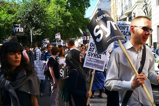 Syrian anti-war march