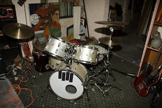 Plantikow_Kim_Gordon_Details-035