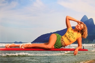 Gigi Hadid x Havaianas