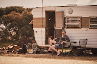 The Royal Hotel Kitty Green Julia Garner film 2023