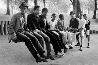 Vanley Burke, “Young Men on a Seesaw in Handsworth Park” (19