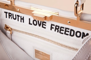 NAOMIE HARRIS with FENDI_front close-up2