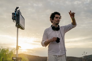 Damien Chazelle on set of Babylon, 2023