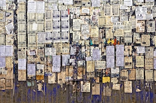 Liu - Bolin - Hiding in the City - Info Wall