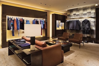 06_FENDI New Bond Street Boutiqe London_Men Floor