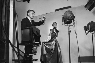 2._Horst_directing_fashion_shoot_with_Lisa_Fonssag
