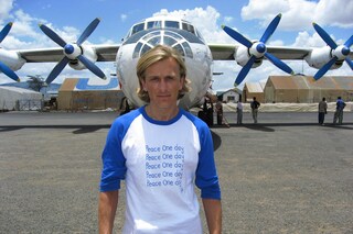 2006SeptJeremyUNPlaneSudanPhotographerMattWolff