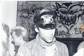 hat034