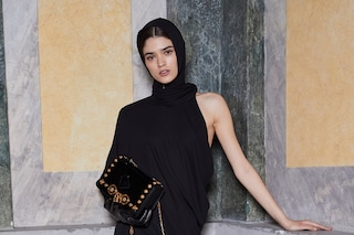 versace aw18 donatella milan mfw fashion week 