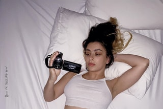 Charli XCX - How I&#39;m Feeling Now