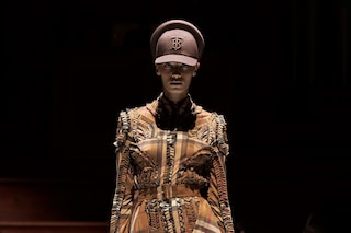 Burberry AW22 collection by Riccardo Tisci 