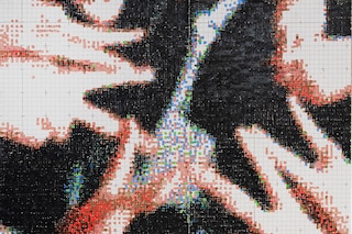 Lily Bunney, girls peeing on cars (2024)