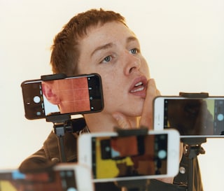 Harris Dickinson high res