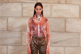 LOOK 1 - YASMIN