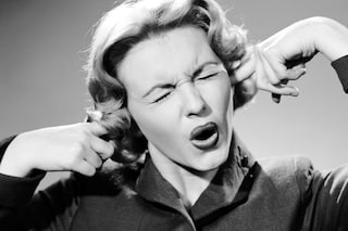 Vintage-fingers-in-ears-not-listening-damselsinsuc