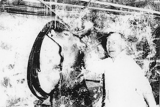 Pia Paulina Guilmoth and Jesse Bull Saffire, Fishworm