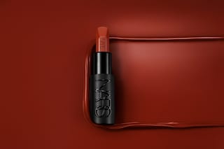 NARS_FA24_ExplicitLipstick_StylizedPhoto_Shot1_Her