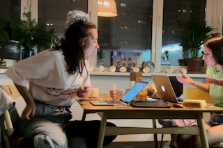 My Undesirable Friends: Part I – Last Air 