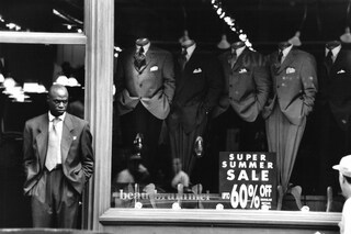 Jamel Shabazz, “Dress to Impress. SoHo, NYC (1997)