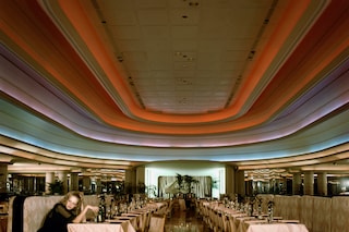 Twiggy in Biba rainbow room, 1971 &#169;Justin De Ville