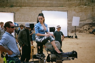 Charli xcx, Camera video