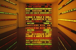 Jenny Holzer How to get the message across